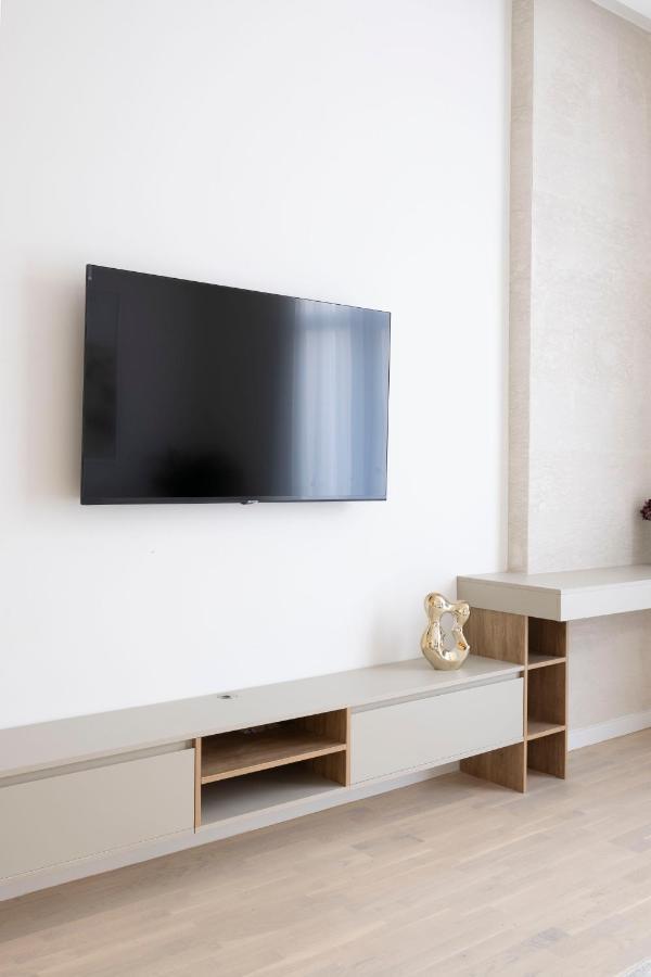 Luxurious & Spacious Central Residence With Balcony Budapest Exteriör bild
