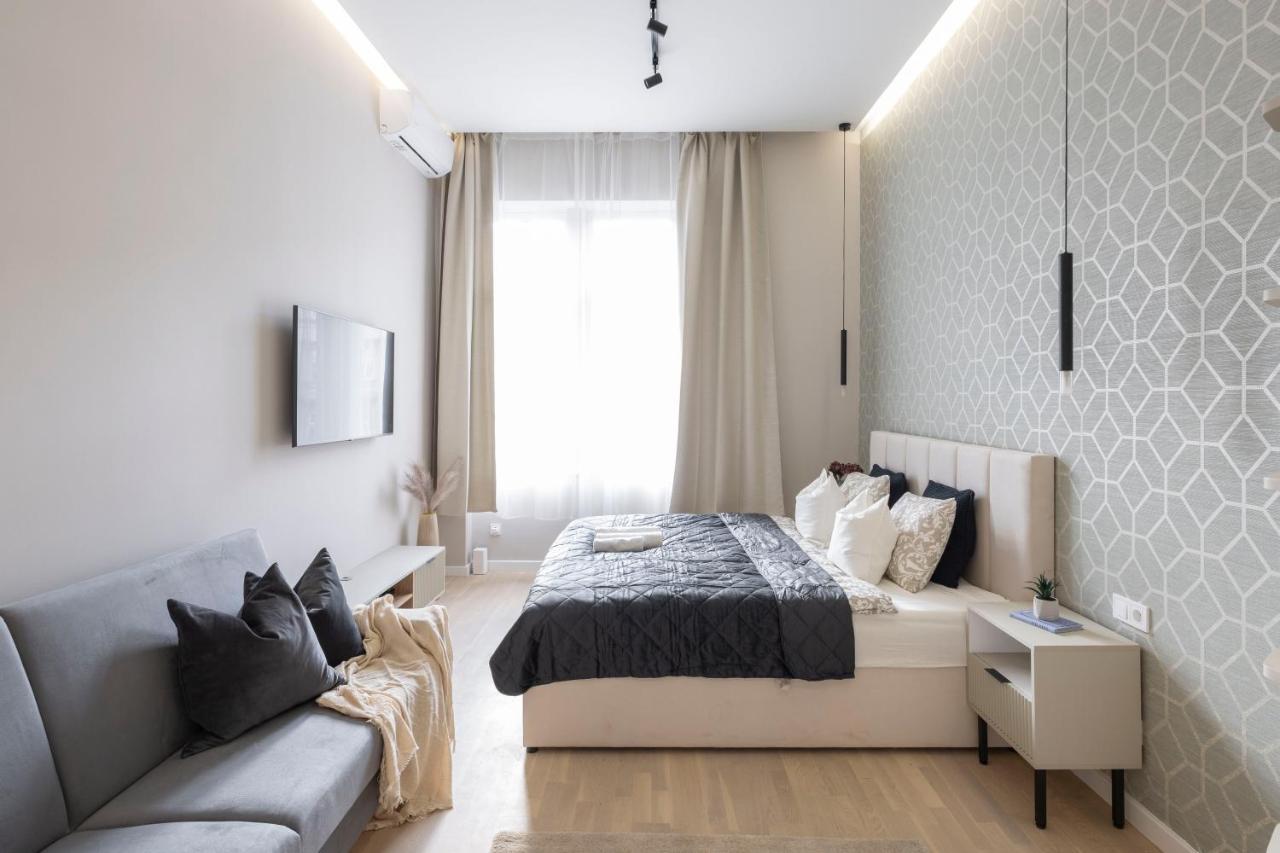 Luxurious & Spacious Central Residence With Balcony Budapest Exteriör bild