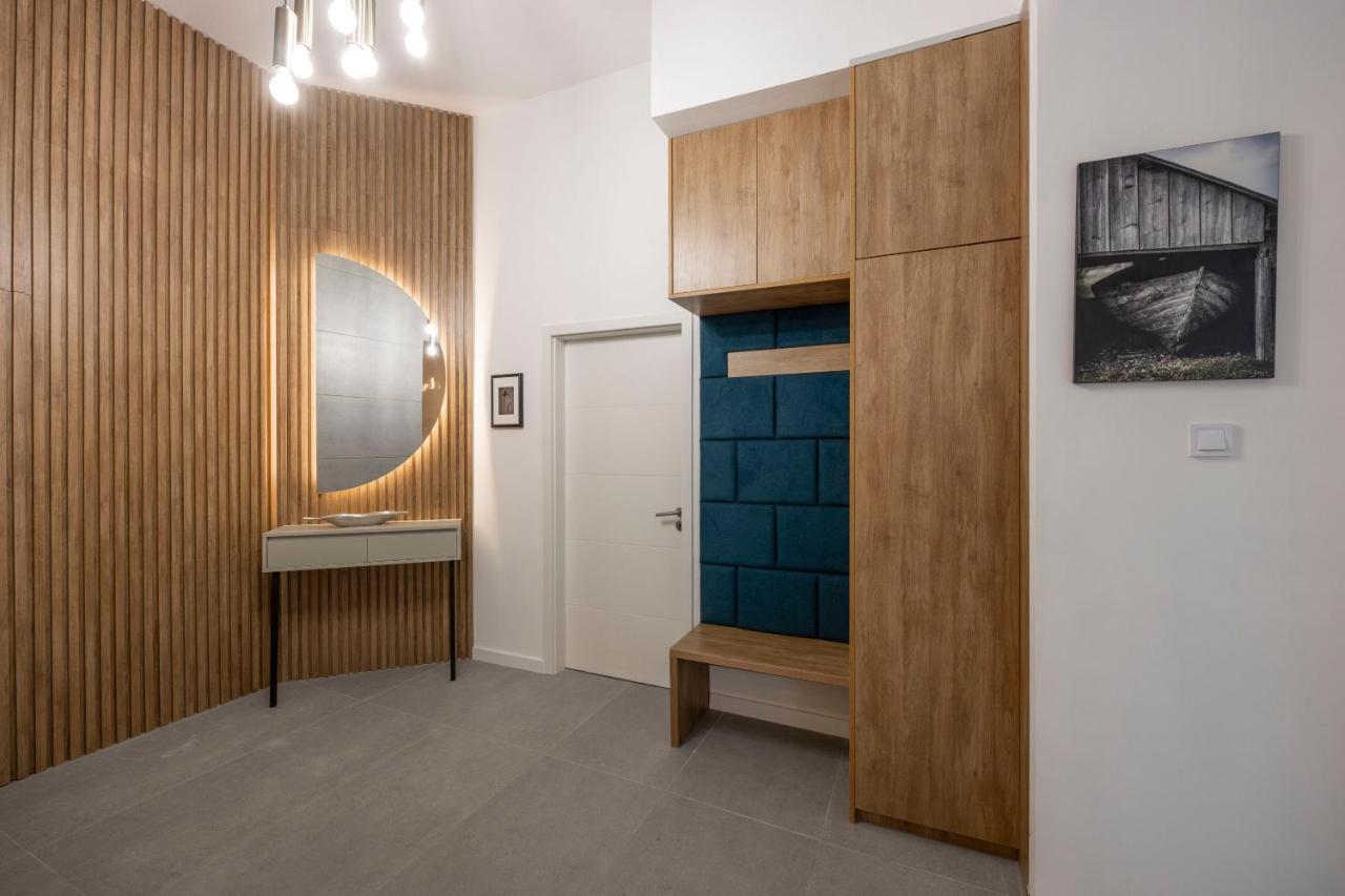 Luxurious & Spacious Central Residence With Balcony Budapest Exteriör bild
